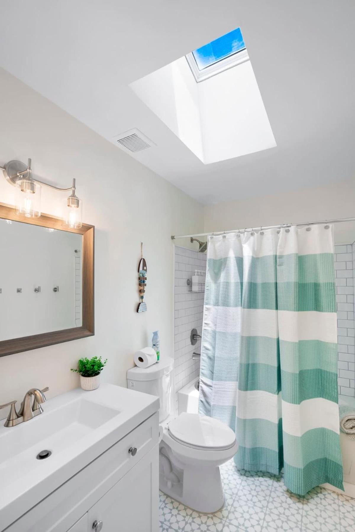The St Augusdream Renovated Beach House Sleeps 8 Walk To Beach St. Augustine Exterior photo